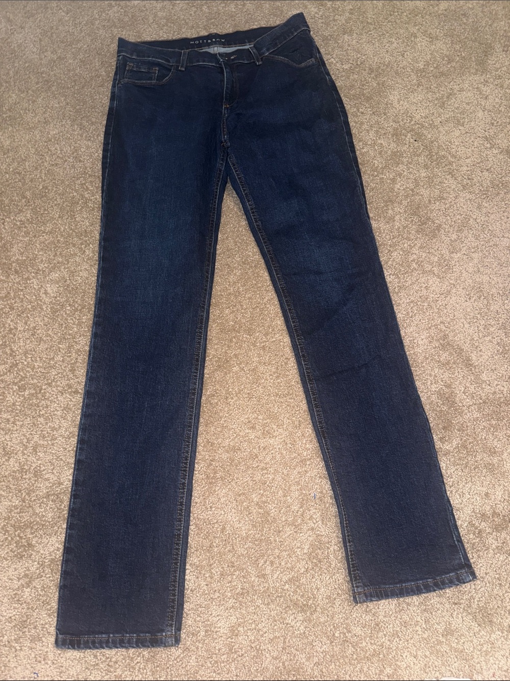 Mott & Bow Dark Wash  jeans W 28 L 32 Slim straight cut